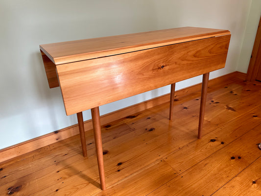 Splay Leg, Pine Top Drop Leaf Table