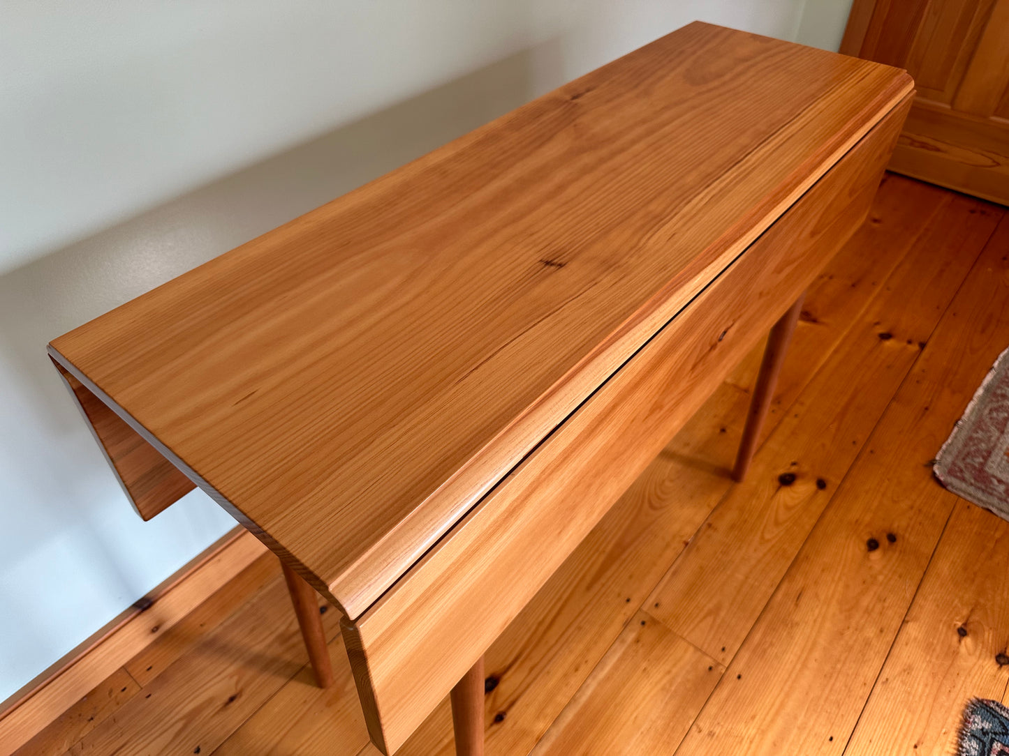 Splay Leg, Pine Top Drop Leaf Table