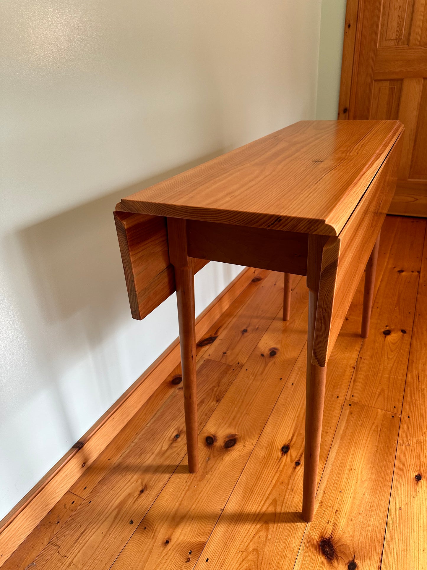 Splay Leg, Pine Top Drop Leaf Table