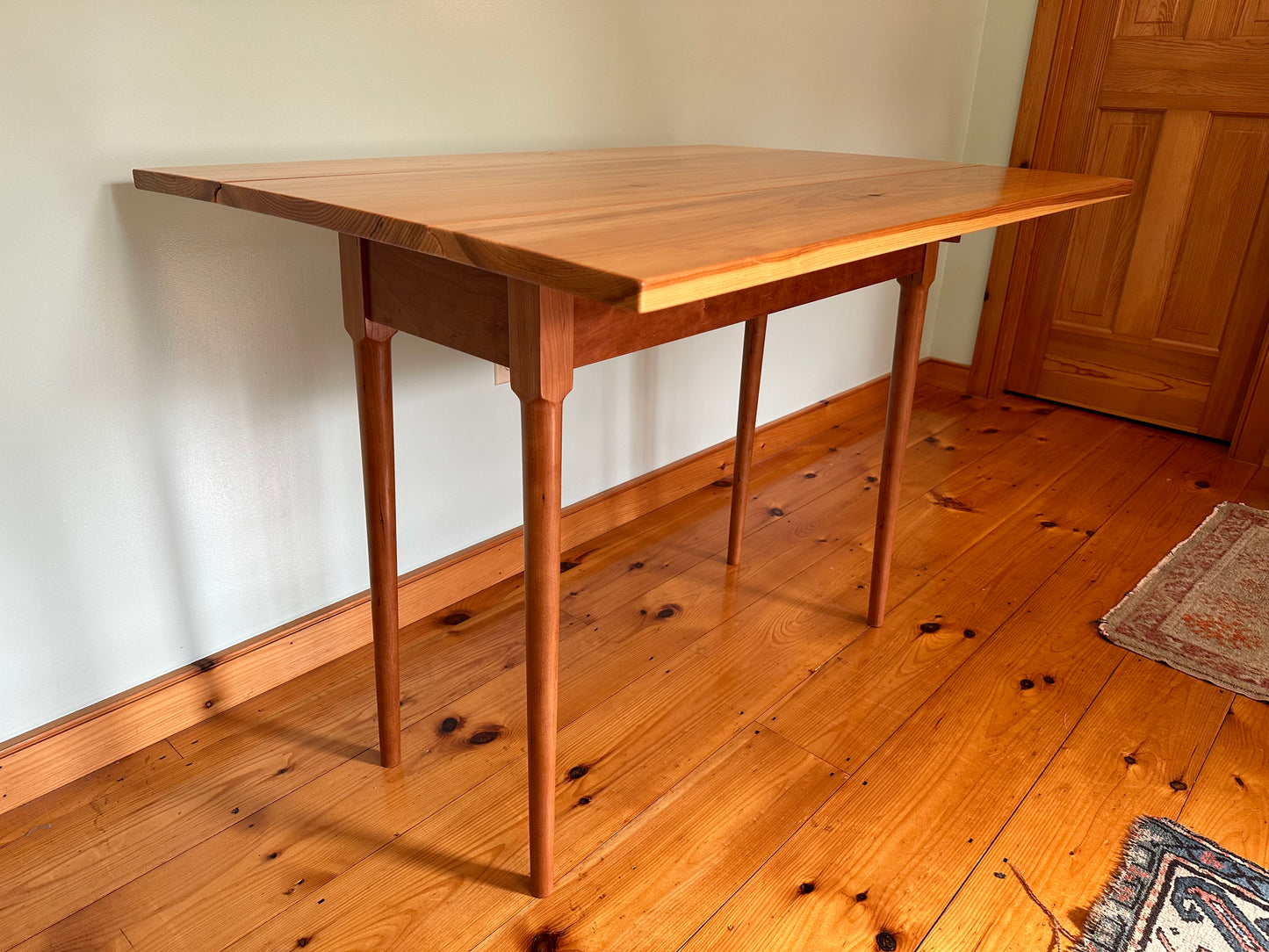 Splay Leg, Pine Top Drop Leaf Table