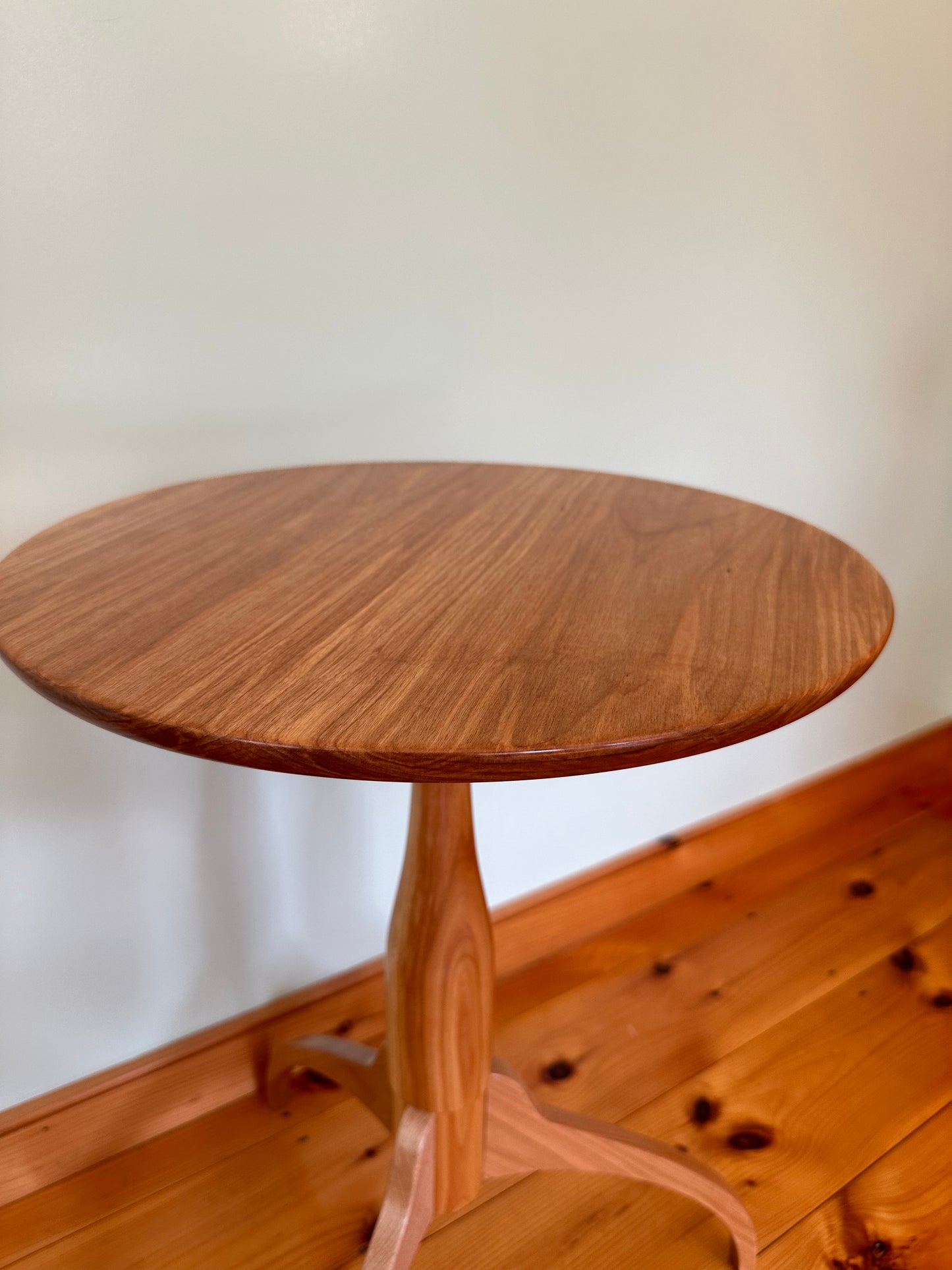 Pedestal Table