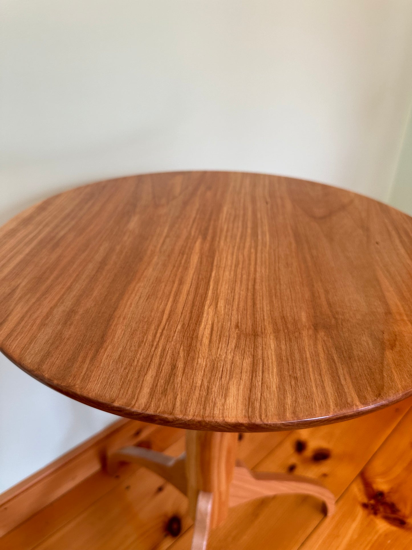 Pedestal Table